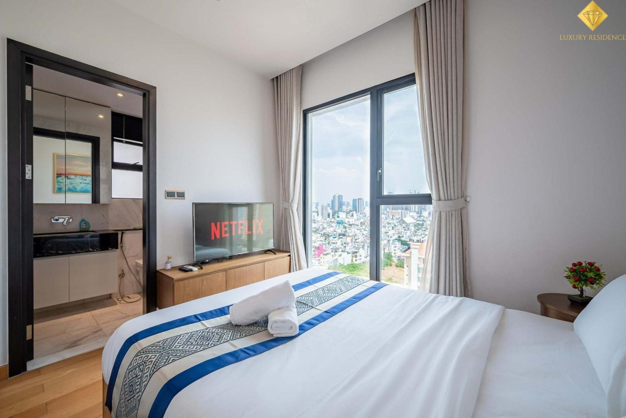 D1Mension Riverside - Angia Hospitality โฮจิมินห์ซิตี้ ภายนอก รูปภาพ